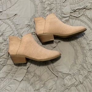 Light pink/beige booties size 7.